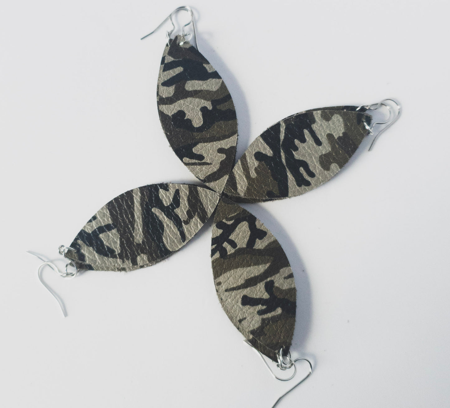 Leather Earrings/Large Petal -Prints