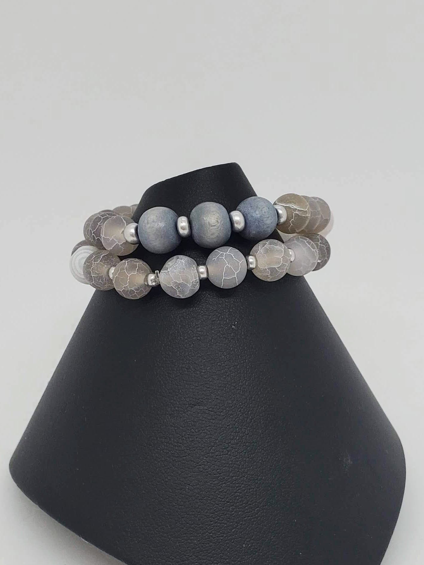 Weathered Agate Stretch Bracelets