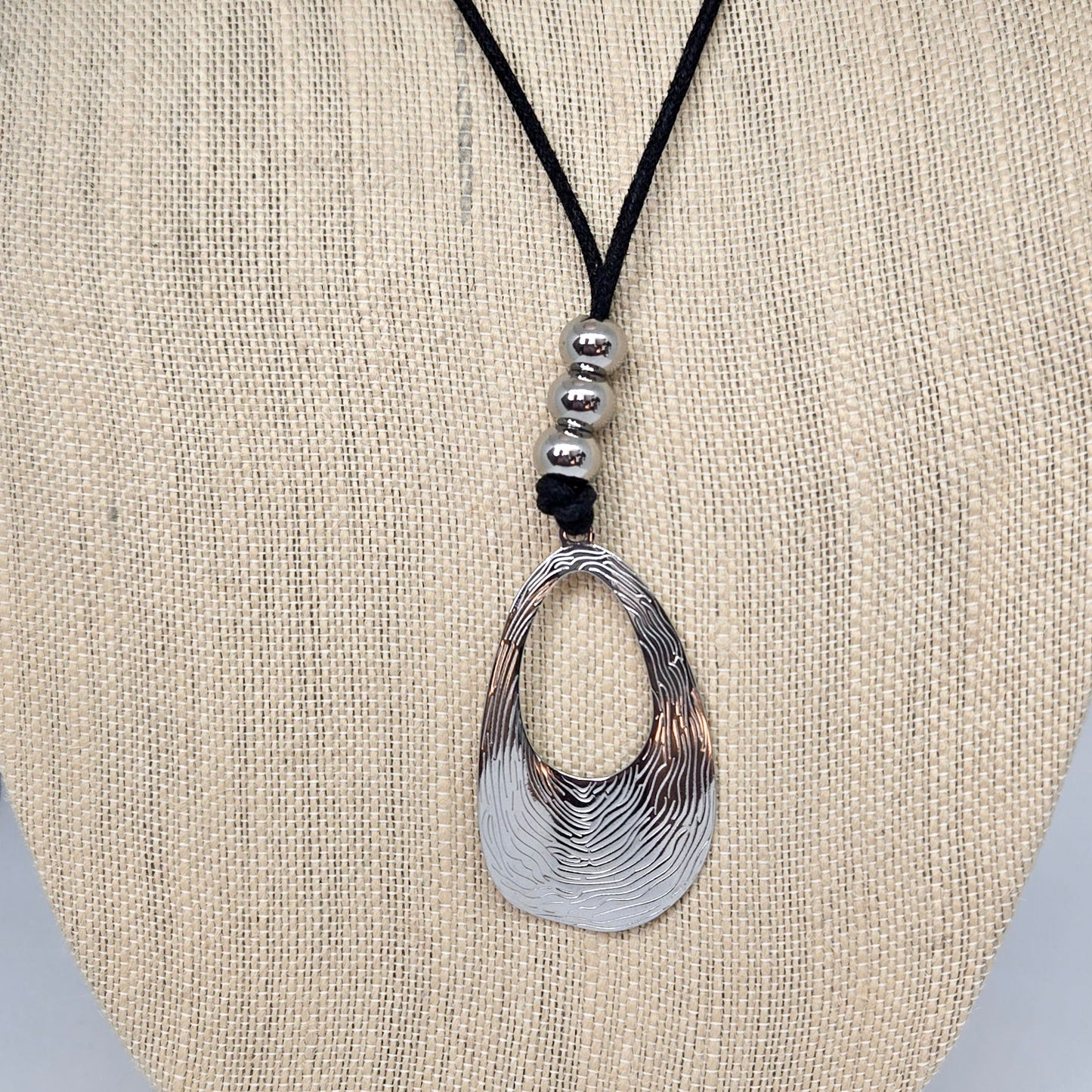 Silver Swirl Necklace